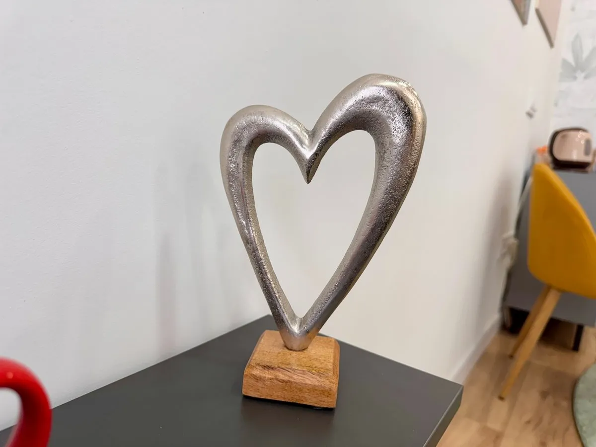 Zona de sesiones para terapia de adultos y terapia de parejas en el centro de psicología